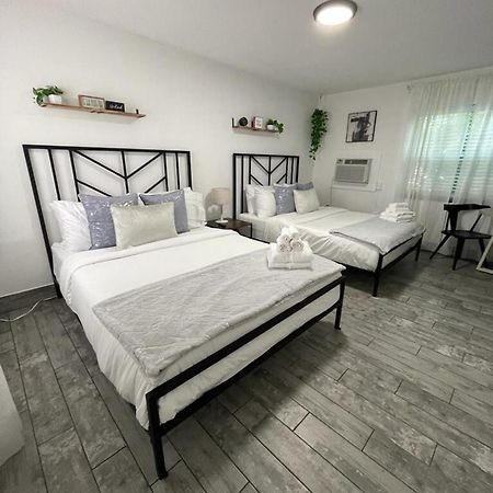 2Q Beds Studio Apt With Shared Pool 01 Clearwater Extérieur photo